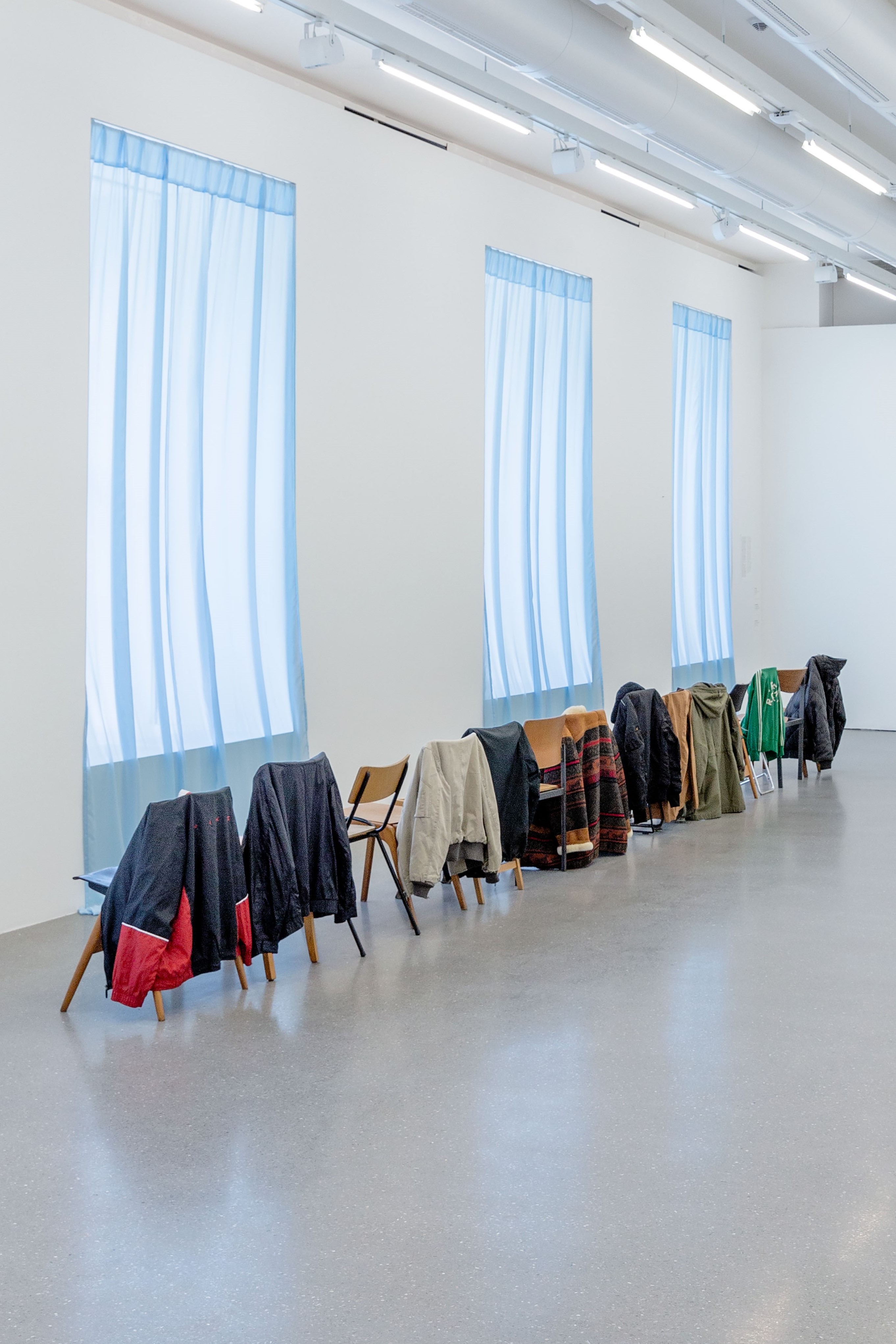 „ALLEZ ! TOUS ASSIS !”, 1999/2025 Chairs, jackets/ Stühle, Jacken